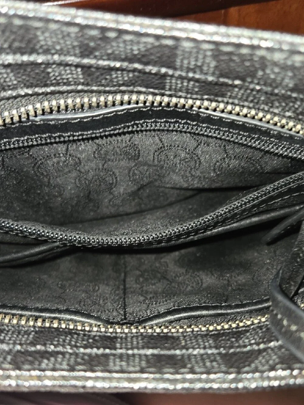 Michael Kors compact black